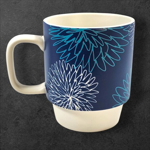 Starbucks 2016 Blue Chrysanthemum Stackable Mugs Set of 3 – 12 oz Flowers - Picture 5 of 9